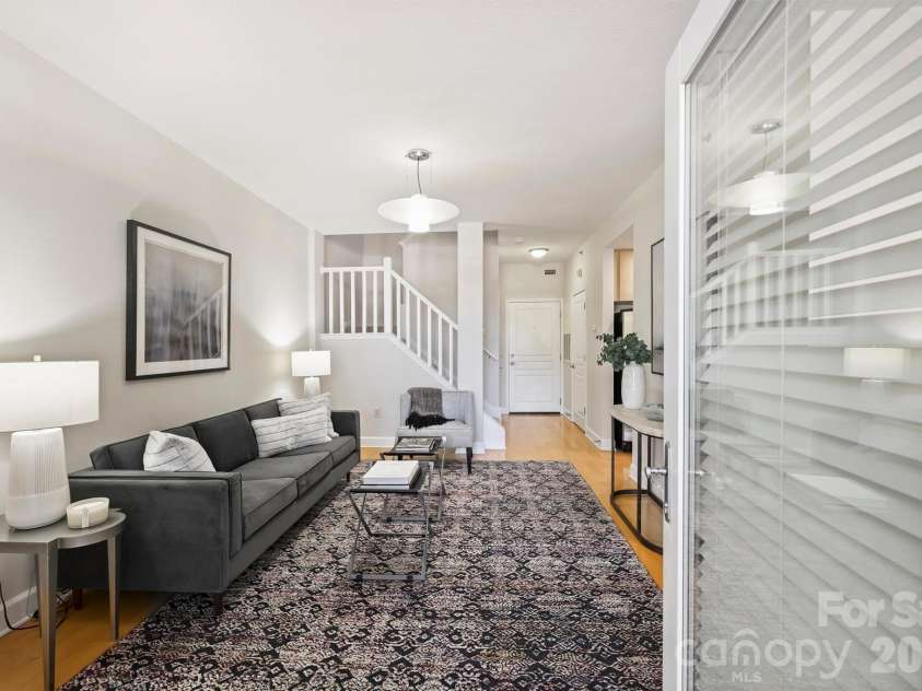 1320 Fillmore Avenue, Charlotte, NC 28203.  MLS# CAR4387004, YatesRealty ID 11812. 