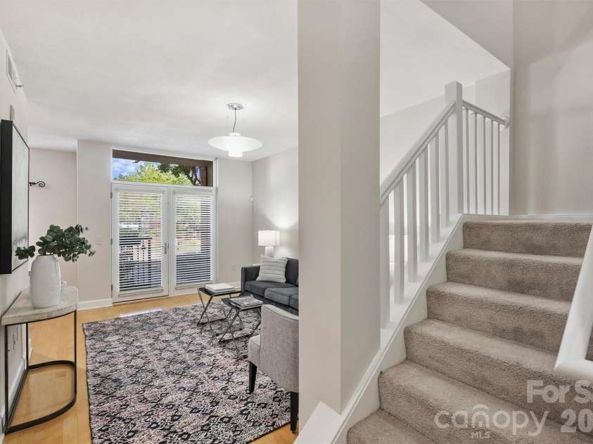 1320 Fillmore Avenue, Charlotte, NC 28203.  MLS# CAR4387004, YatesRealty ID 11812. 