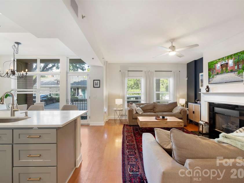 1320 Fillmore Avenue, Charlotte, NC 28203.  MLS# CAR4424806, YatesRealty ID 11812. 