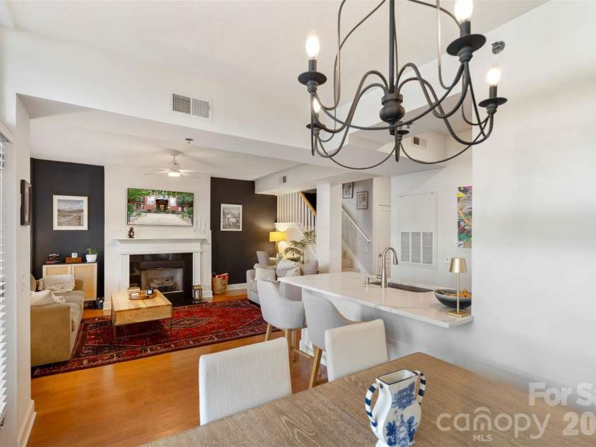 1320 Fillmore Avenue, Charlotte, NC 28203.  MLS# CAR4424806, YatesRealty ID 11812. 