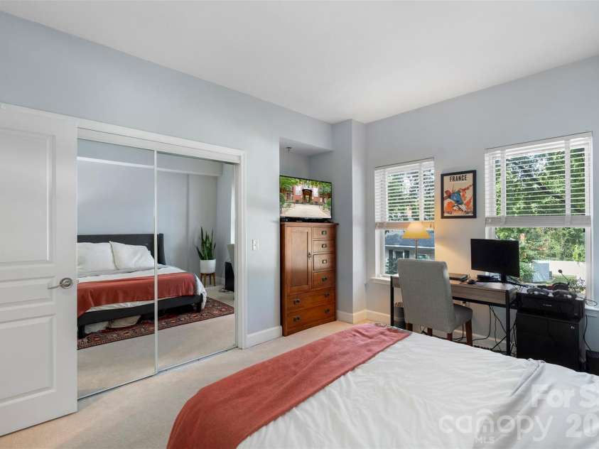 1320 Fillmore Avenue, Charlotte, NC 28203.  MLS# CAR4424806, YatesRealty ID 11812. 