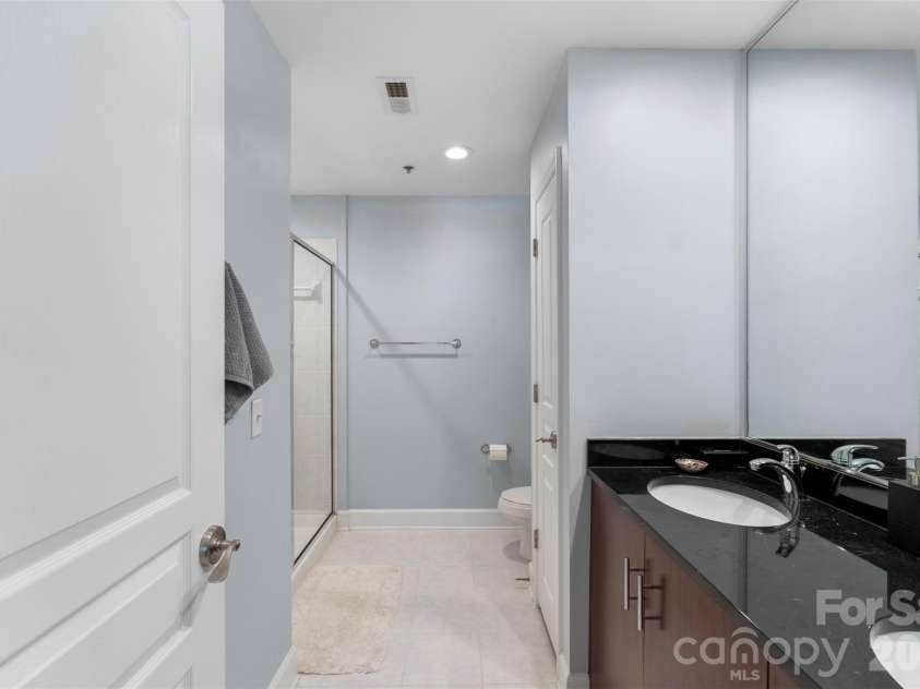1320 Fillmore Avenue, Charlotte, NC 28203.  MLS# CAR4424806, YatesRealty ID 11812. 