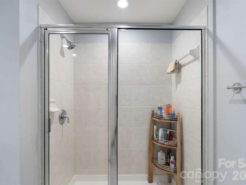 1320 Fillmore Avenue, Charlotte, NC 28203.  MLS# CAR4424806, YatesRealty ID 11812. 