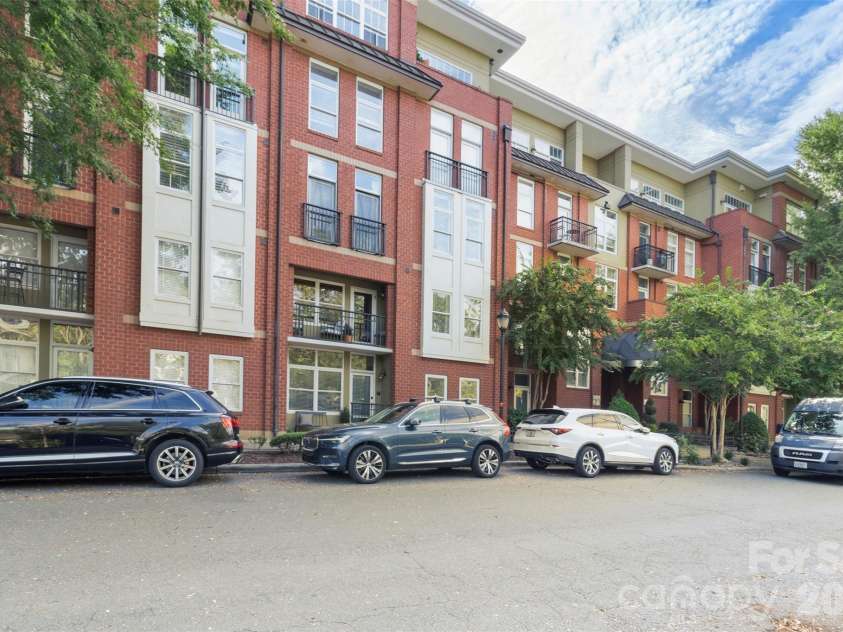 1320 Fillmore Avenue, Charlotte, NC 28203.  MLS# CAR4424806, YatesRealty ID 11812. 