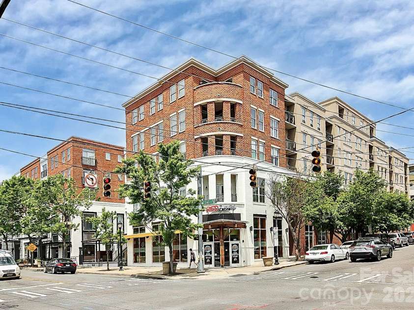 1320 Fillmore Avenue, Charlotte, NC 28203.  MLS# CAR4424806, YatesRealty ID 11812. 