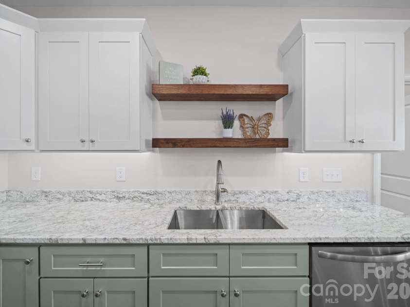 2119 Woodhurst Lane, Albemarle, NC 28001.  MLS# CAR4368300, YatesRealty ID 11813. 