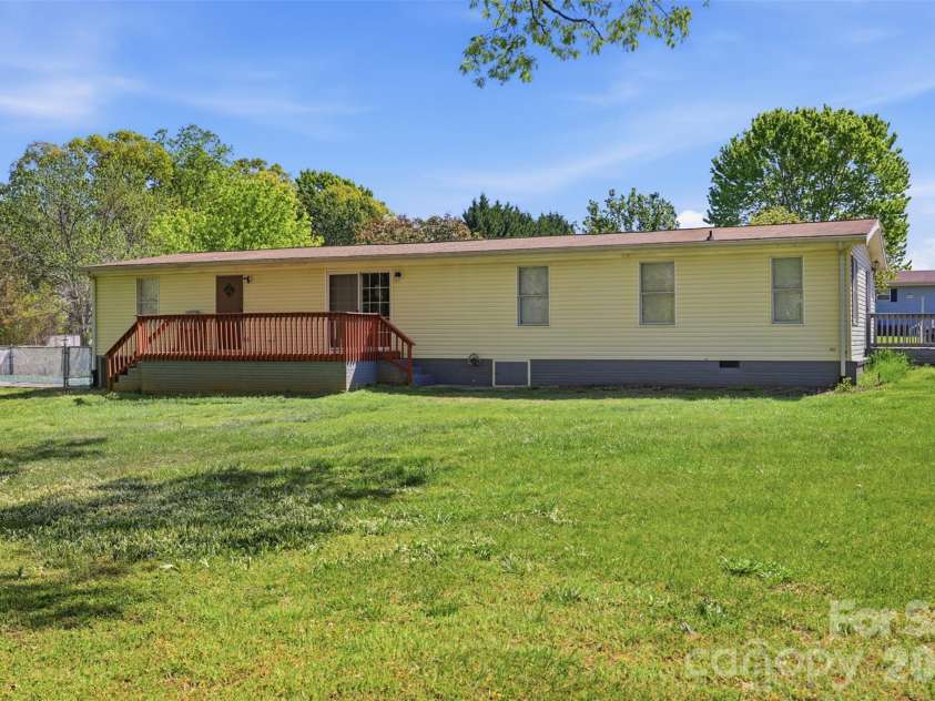 1235 Cheyenne Oaks Drive, Claremont, NC 28610.  MLS# CAR4368831, YatesRealty ID 11816. 