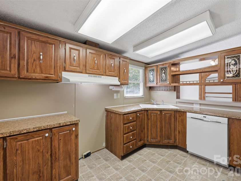 1235 Cheyenne Oaks Drive, Claremont, NC 28610.  MLS# CAR4368831, YatesRealty ID 11816. 
