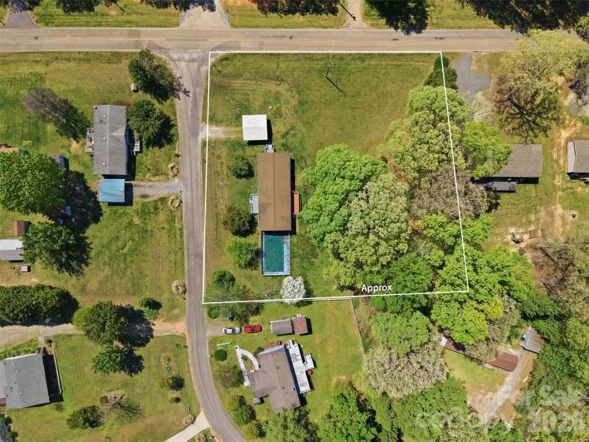 1235 Cheyenne Oaks Drive, Claremont, NC 28610.  MLS# CAR4368831, YatesRealty ID 11816. 