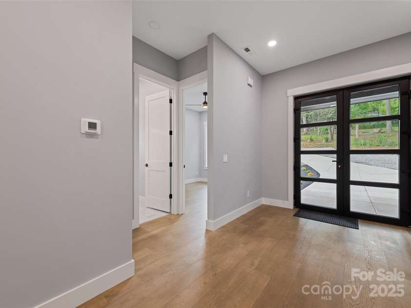 27 George Allen Ridge, Arden, NC 28704.  MLS# CAR4241501, YatesRealty ID 11818. 