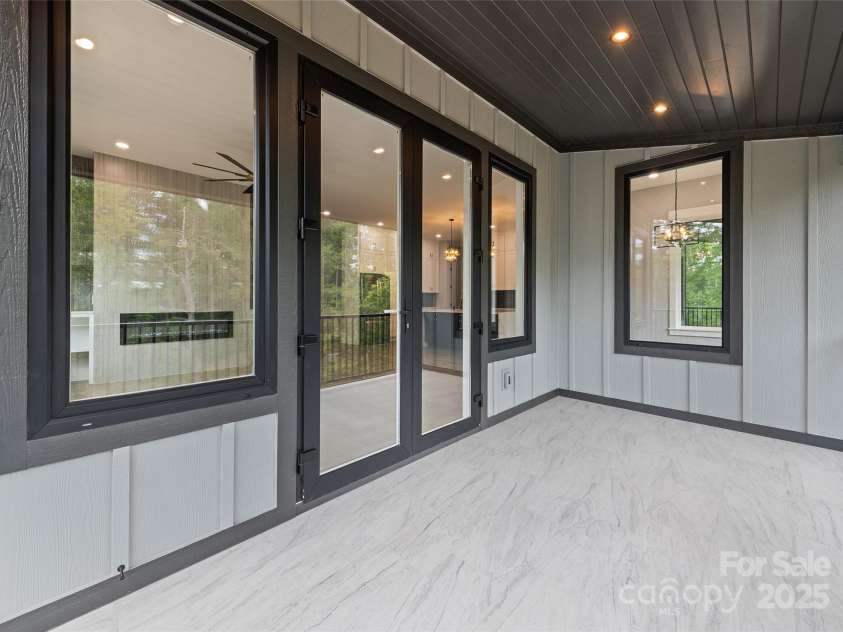 27 George Allen Ridge, Arden, NC 28704.  MLS# CAR4241501, YatesRealty ID 11818. 
