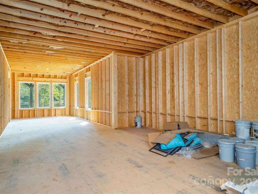 27 George Allen Ridge, Arden, NC 28704.  MLS# CAR4301850, YatesRealty ID 11818. 