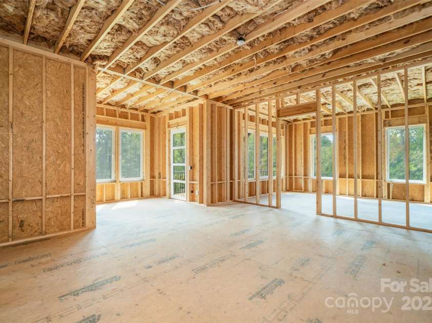 27 George Allen Ridge, Arden, NC 28704.  MLS# CAR4301850, YatesRealty ID 11818. 