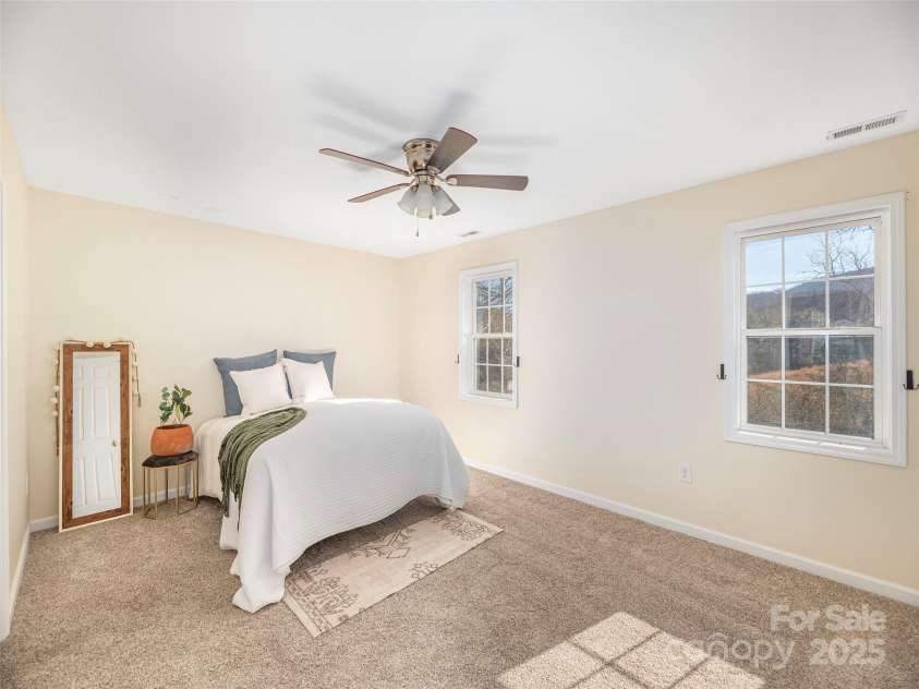 53 Vancott Court, Clyde, NC 28721.  MLS# CAR4333170, YatesRealty ID 11819. 