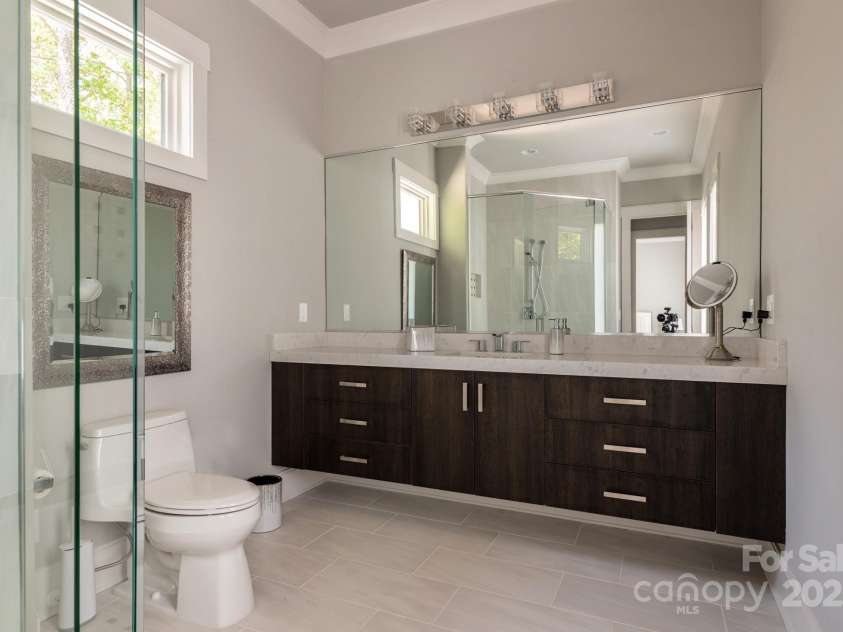 4067 Rivendell Road, Denver, NC 28037.  MLS# CAR4307726, YatesRealty ID 1182. Bath Main Level