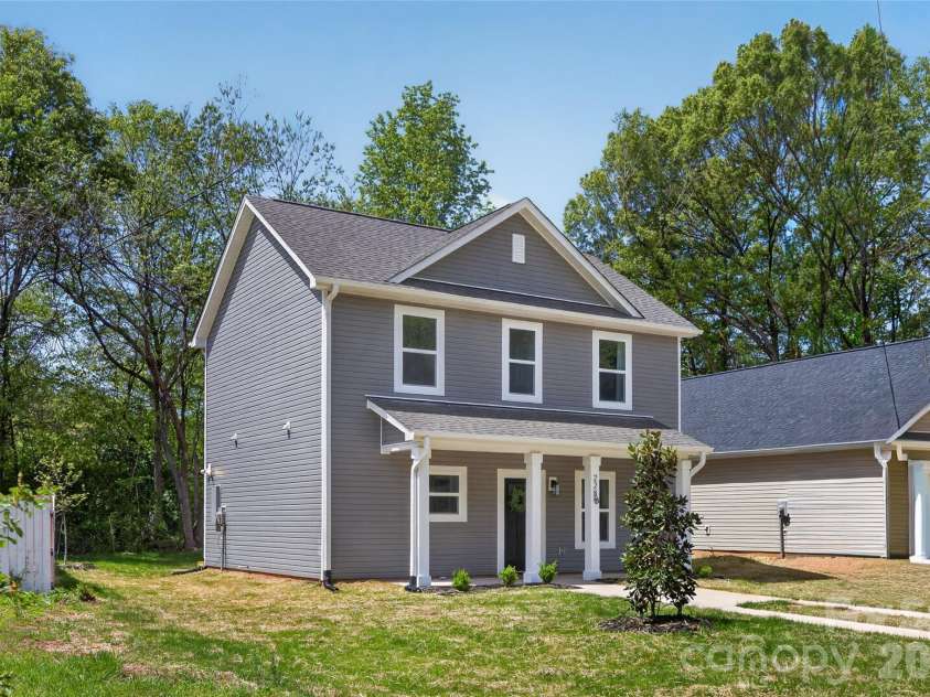 228 Rhyne Station Road, Charlotte, NC 28214.  MLS# CAR4353612, YatesRealty ID 11820. 