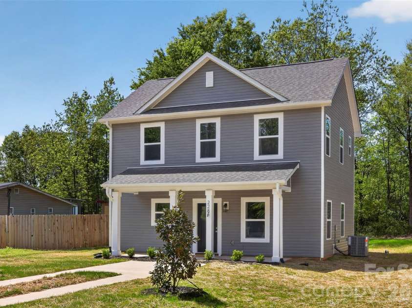228 Rhyne Station Road, Charlotte, NC 28214.  MLS# CAR4353612, YatesRealty ID 11820. 