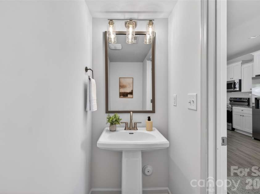 228 Rhyne Station Road, Charlotte, NC 28214.  MLS# CAR4353612, YatesRealty ID 11820. 