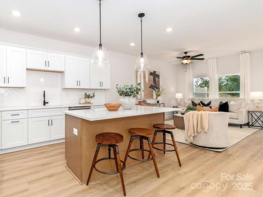 2505-2507 Elon Street, Charlotte, NC 28208.  MLS# CAR4246389, YatesRealty ID 11820. 2505 Elon Island/living room