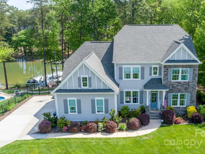 3992 Blue Dory Lane, Denver, NC 28037.  MLS# CAR4253004, YatesRealty ID 11821. 
