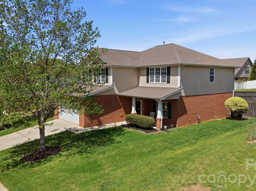 7219 Ogden Place, Denver, NC 28037.  MLS# CAR4367719, YatesRealty ID 11821. 