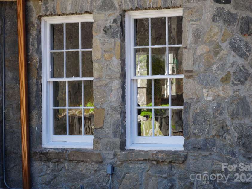 330 Carolina Drive, Tryon, NC 28782.  MLS# CAR4154073, YatesRealty ID 11822. 