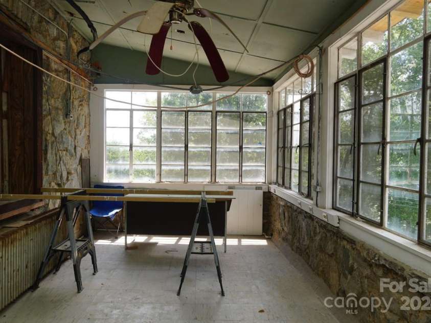 330 Carolina Drive, Tryon, NC 28782.  MLS# CAR4154073, YatesRealty ID 11822. 