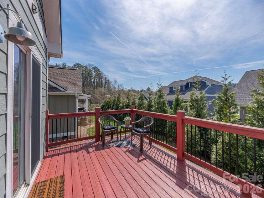 63 Leyland Circle, Hendersonville, NC 28792.  MLS# CAR4361043, YatesRealty ID 11823. 