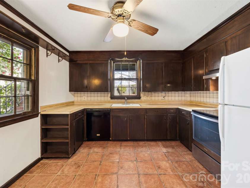 2968 Club Drive, Gastonia, NC 28054.  MLS# CAR4354089, YatesRealty ID 11826. 