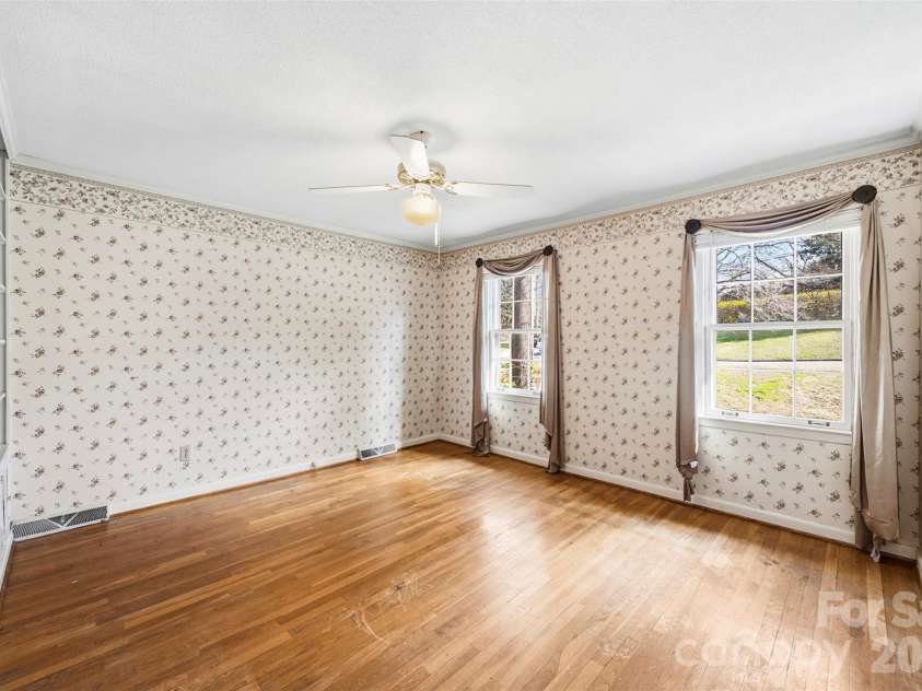 2968 Club Drive, Gastonia, NC 28054.  MLS# CAR4354089, YatesRealty ID 11826. 