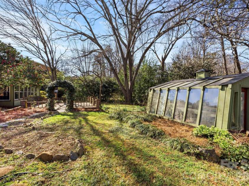 2968 Club Drive, Gastonia, NC 28054.  MLS# CAR4354089, YatesRealty ID 11826. 