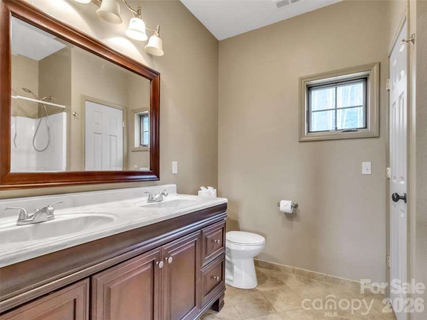 115 Fugitive Run, Sylva, NC 28779.  MLS# CAR4354500, YatesRealty ID 11828. 