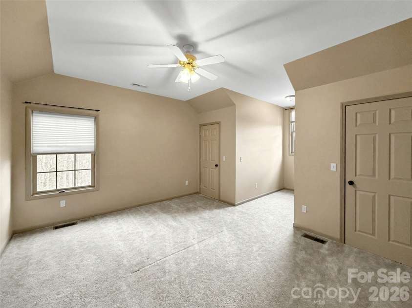 115 Fugitive Run, Sylva, NC 28779.  MLS# CAR4354500, YatesRealty ID 11828. 