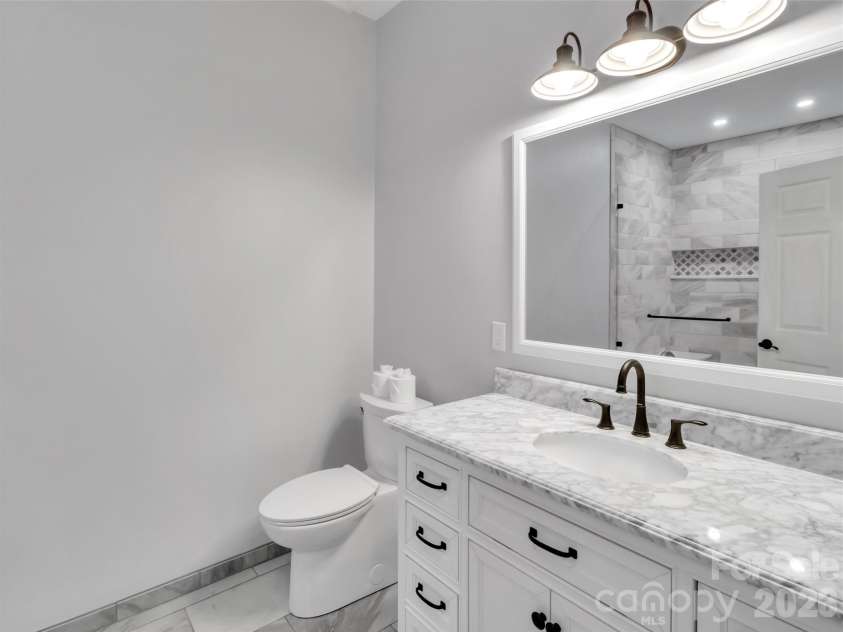 115 Fugitive Run, Sylva, NC 28779.  MLS# CAR4354500, YatesRealty ID 11828. 