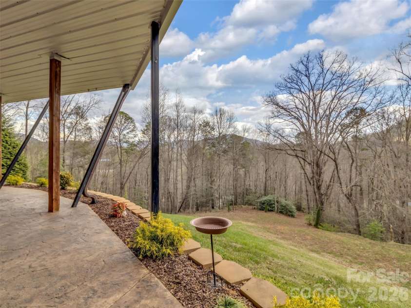 115 Fugitive Run, Sylva, NC 28779.  MLS# CAR4354500, YatesRealty ID 11828. 