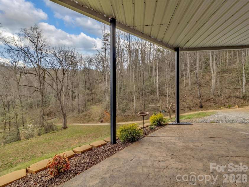 115 Fugitive Run, Sylva, NC 28779.  MLS# CAR4354500, YatesRealty ID 11828. 