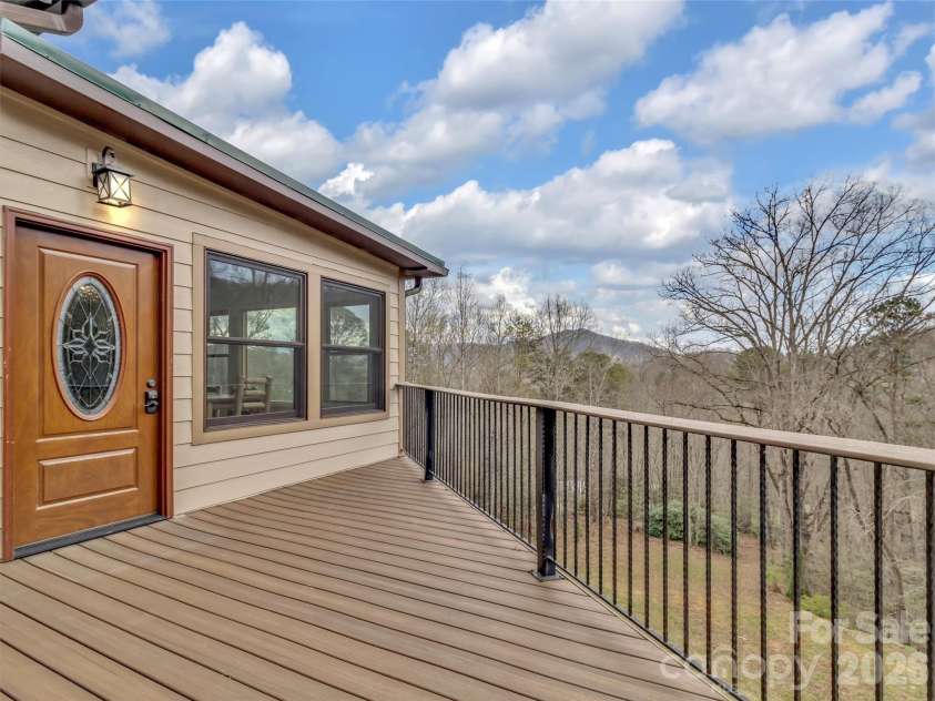 115 Fugitive Run, Sylva, NC 28779.  MLS# CAR4354500, YatesRealty ID 11828. 