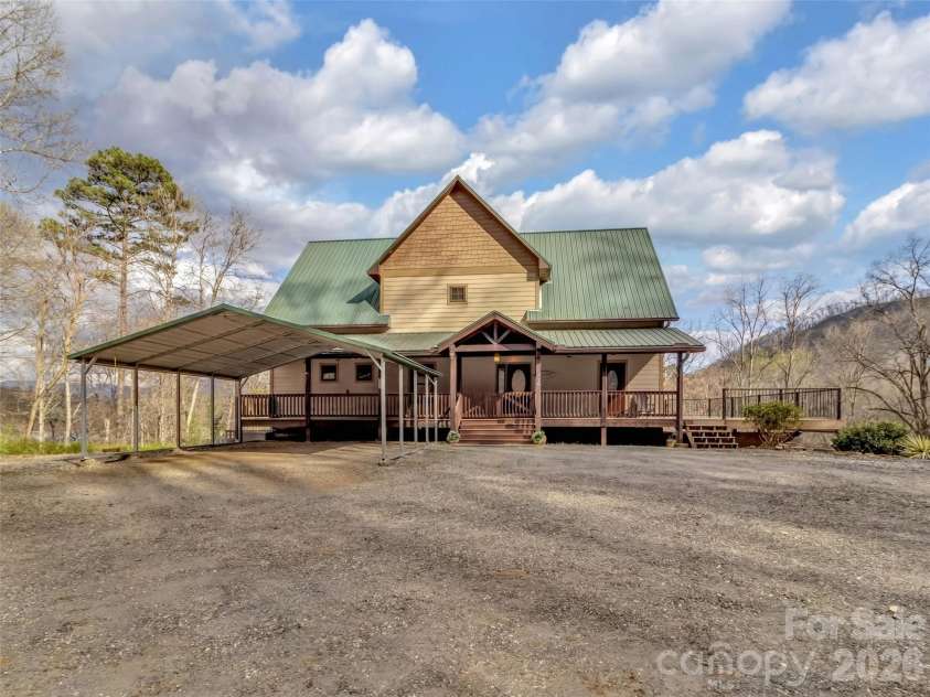 115 Fugitive Run, Sylva, NC 28779.  MLS# CAR4354500, YatesRealty ID 11828. 