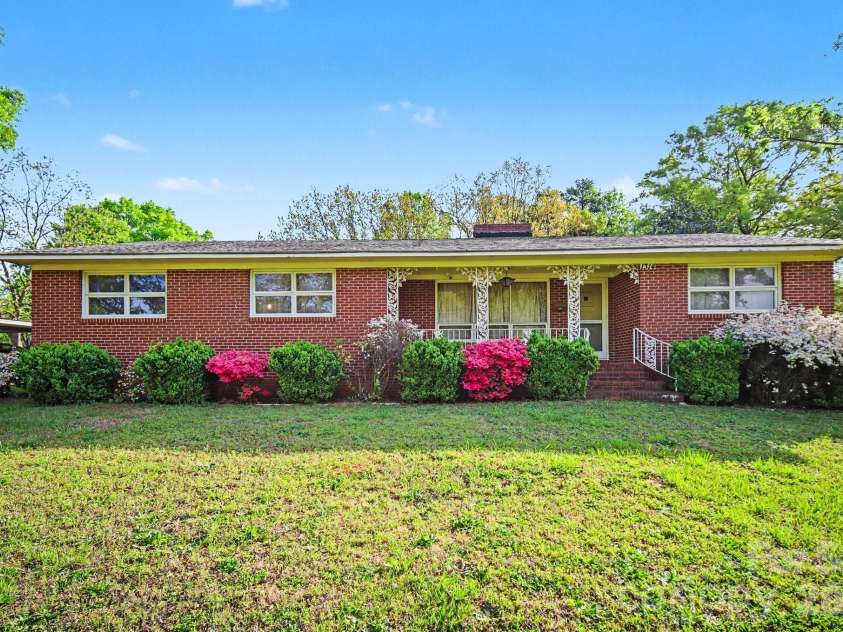 1314 Union Road, Gastonia, NC 28054.  MLS# CAR4367668, YatesRealty ID 11830. 