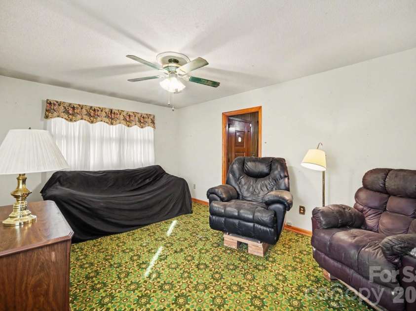 1314 Union Road, Gastonia, NC 28054.  MLS# CAR4367668, YatesRealty ID 11830. 