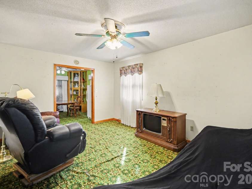 1314 Union Road, Gastonia, NC 28054.  MLS# CAR4367668, YatesRealty ID 11830. 