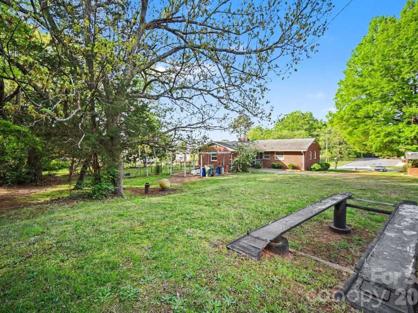 1314 Union Road, Gastonia, NC 28054.  MLS# CAR4367668, YatesRealty ID 11830. 