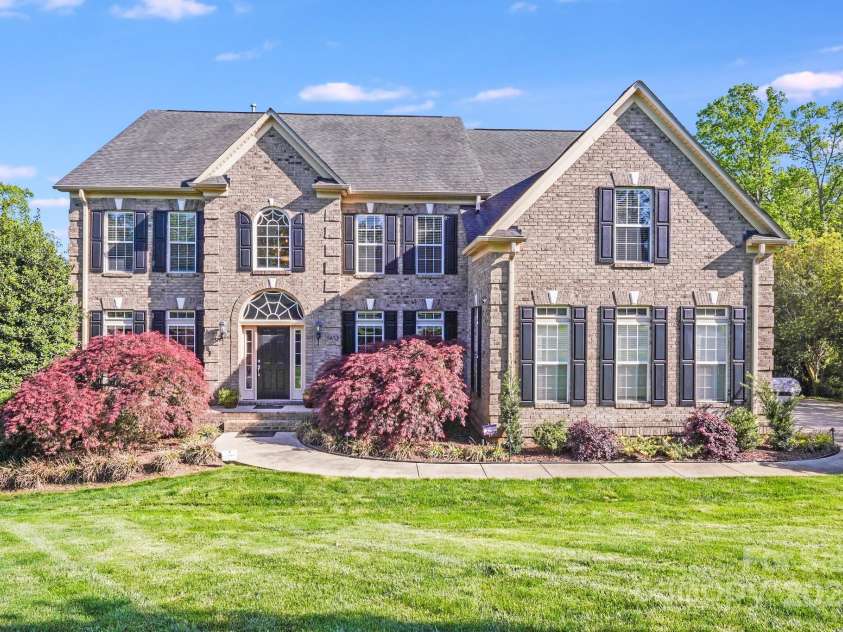 9433 Stonebridge Way, Mint Hill, NC 28227.  MLS# CAR4253893, YatesRealty ID 11830. 
