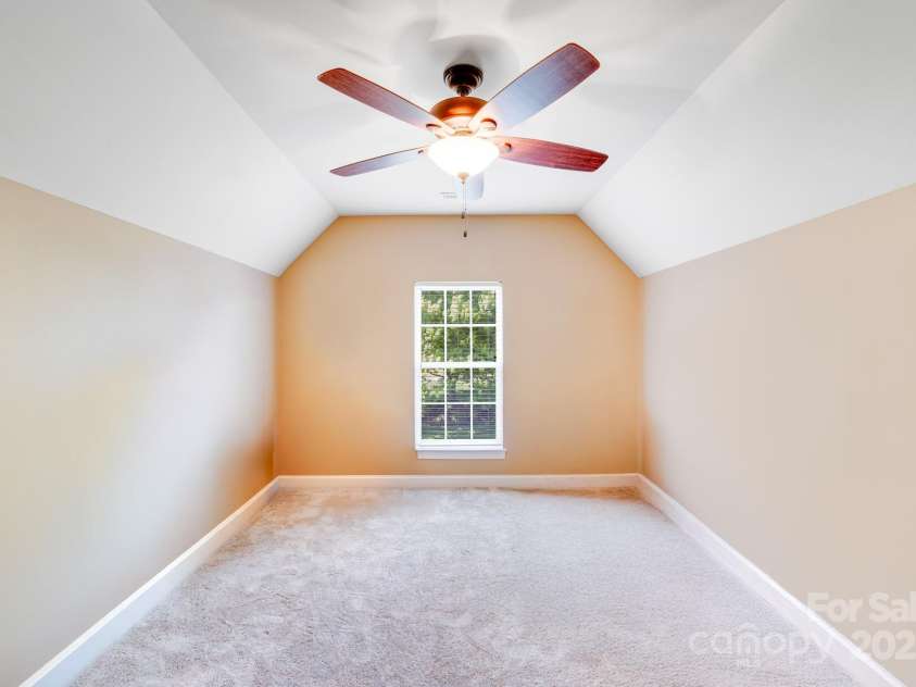 9433 Stonebridge Way, Mint Hill, NC 28227.  MLS# CAR4253893, YatesRealty ID 11830. 