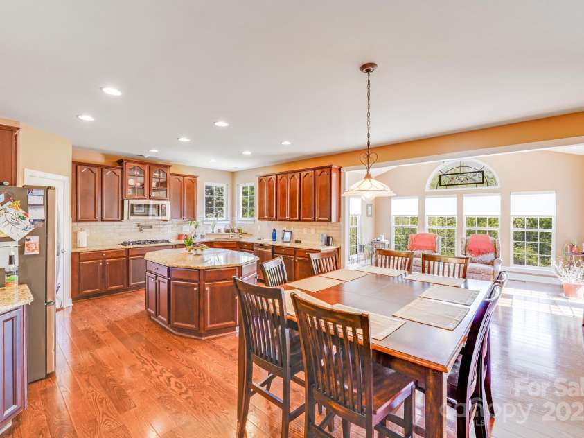 9433 Stonebridge Way, Mint Hill, NC 28227.  MLS# CAR4253893, YatesRealty ID 11830. 