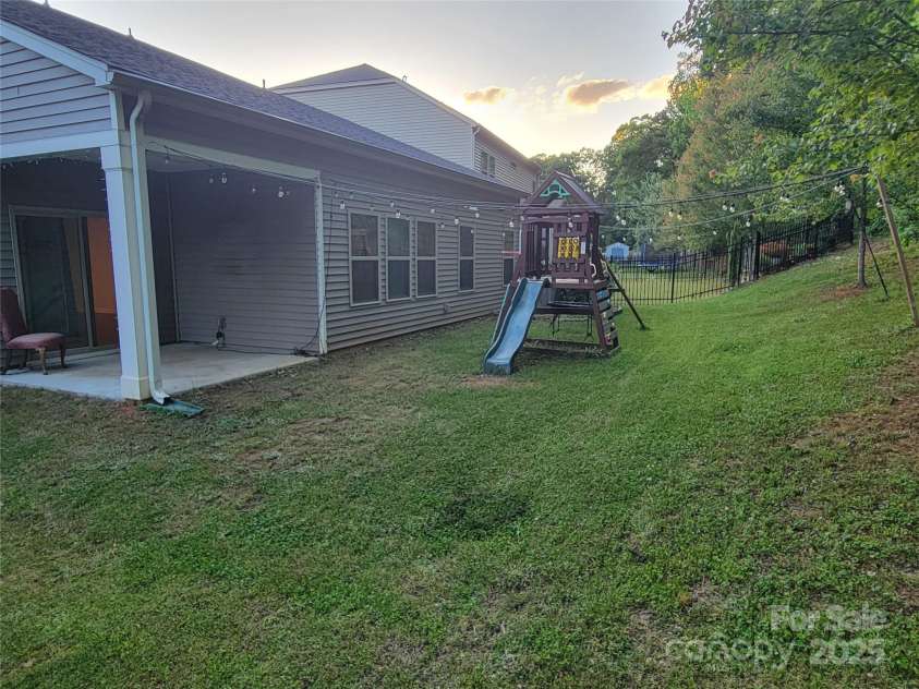5031 Burnwald Court, Fort Mill, SC 29715.  MLS# CAR4254602, YatesRealty ID 11831. 