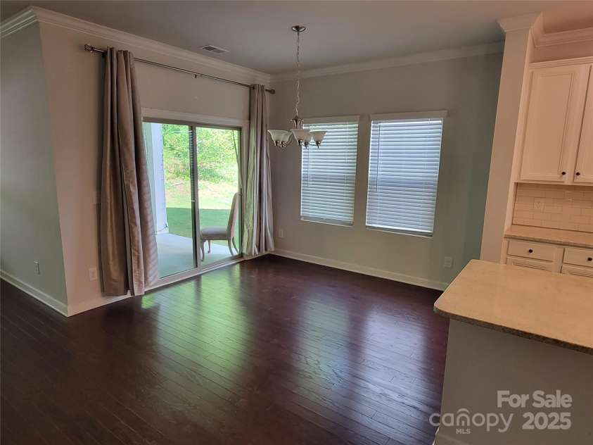 5031 Burnwald Court, Fort Mill, SC 29715.  MLS# CAR4254602, YatesRealty ID 11831. Breakfast Area