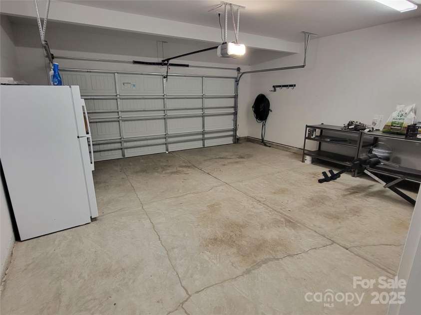5031 Burnwald Court, Fort Mill, SC 29715.  MLS# CAR4254602, YatesRealty ID 11831. Garage