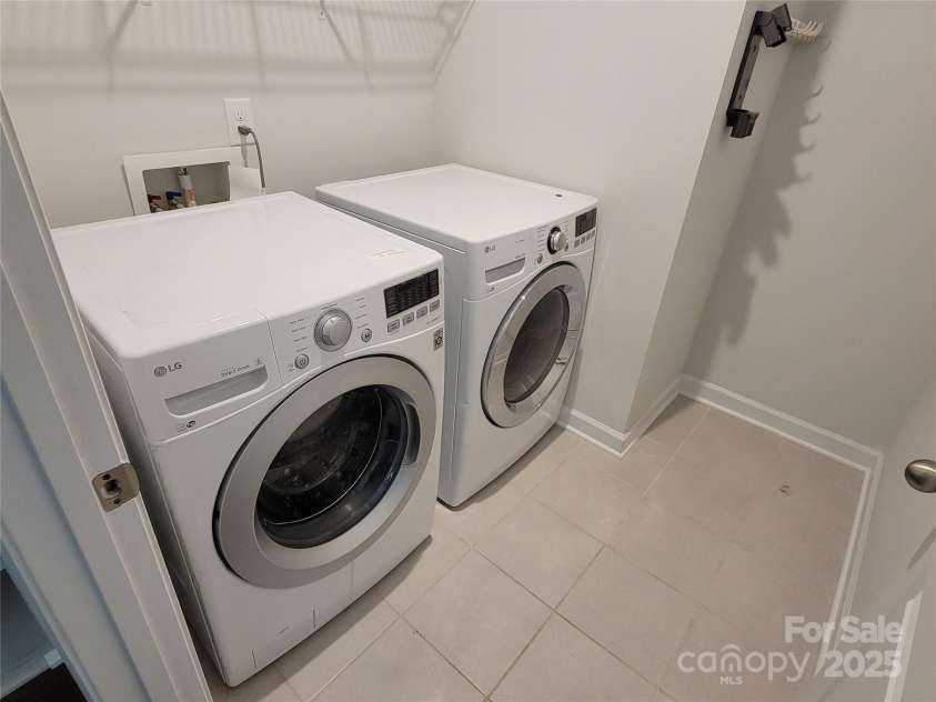 5031 Burnwald Court, Fort Mill, SC 29715.  MLS# CAR4254602, YatesRealty ID 11831. Laundry Room