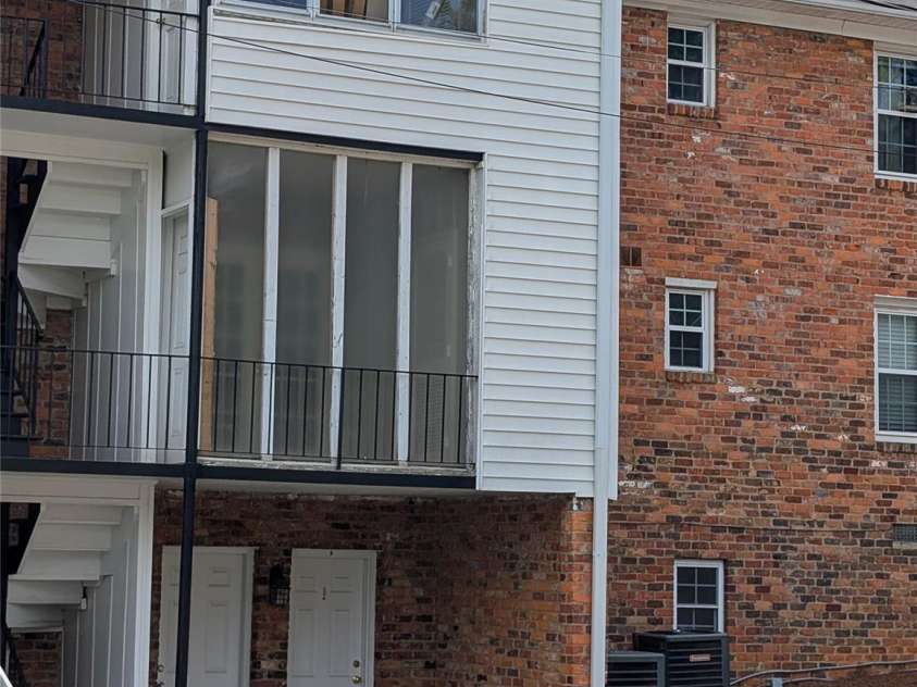 916 Mcalway Road, Charlotte, NC 28211.  MLS# CAR4368482, YatesRealty ID 11831. 